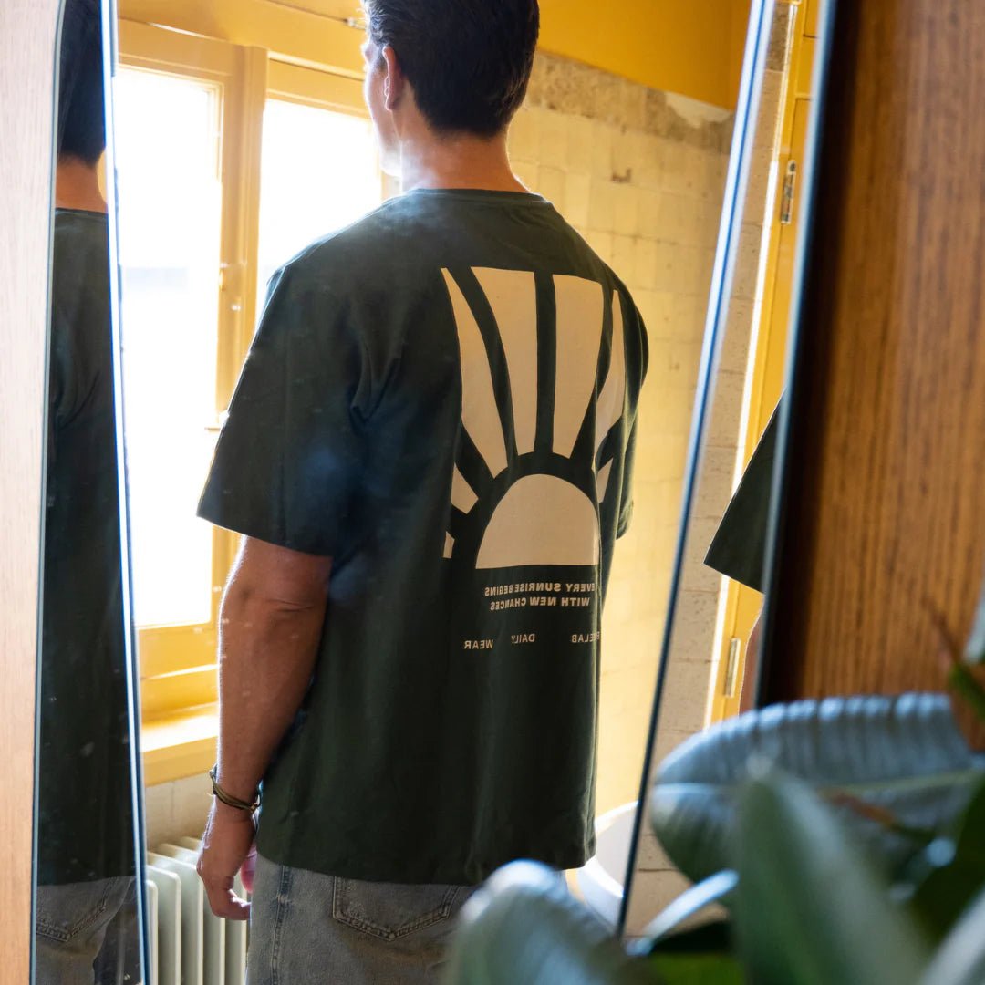 Sunrise T-Shirt - Groen - LAB10streetwear