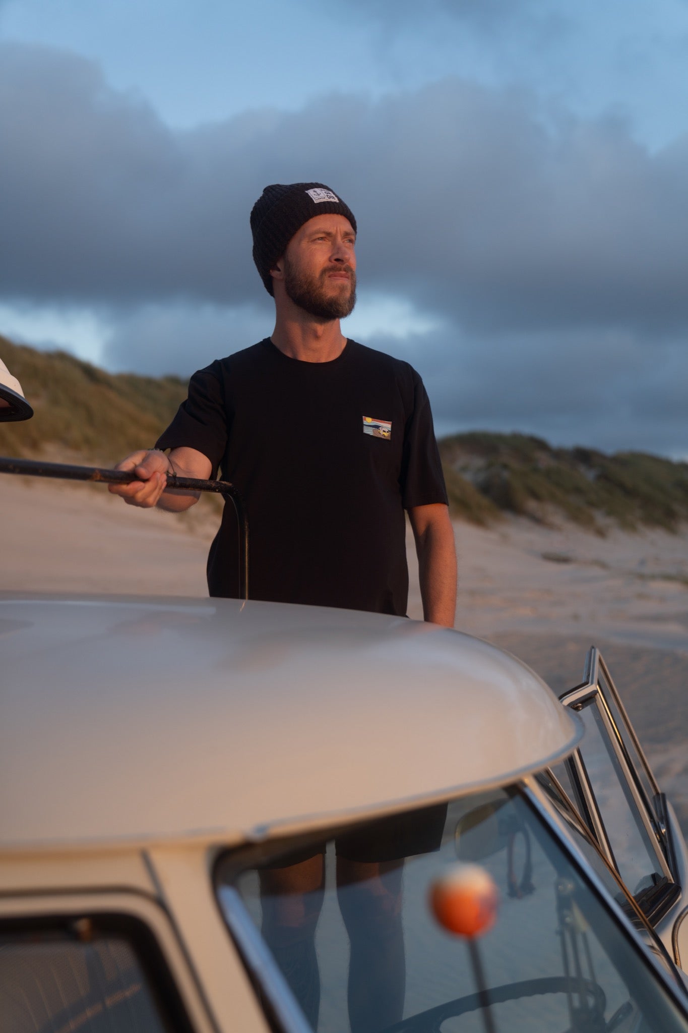 Trippin' T-Shirt - Moonless Night - LAB10streetwear