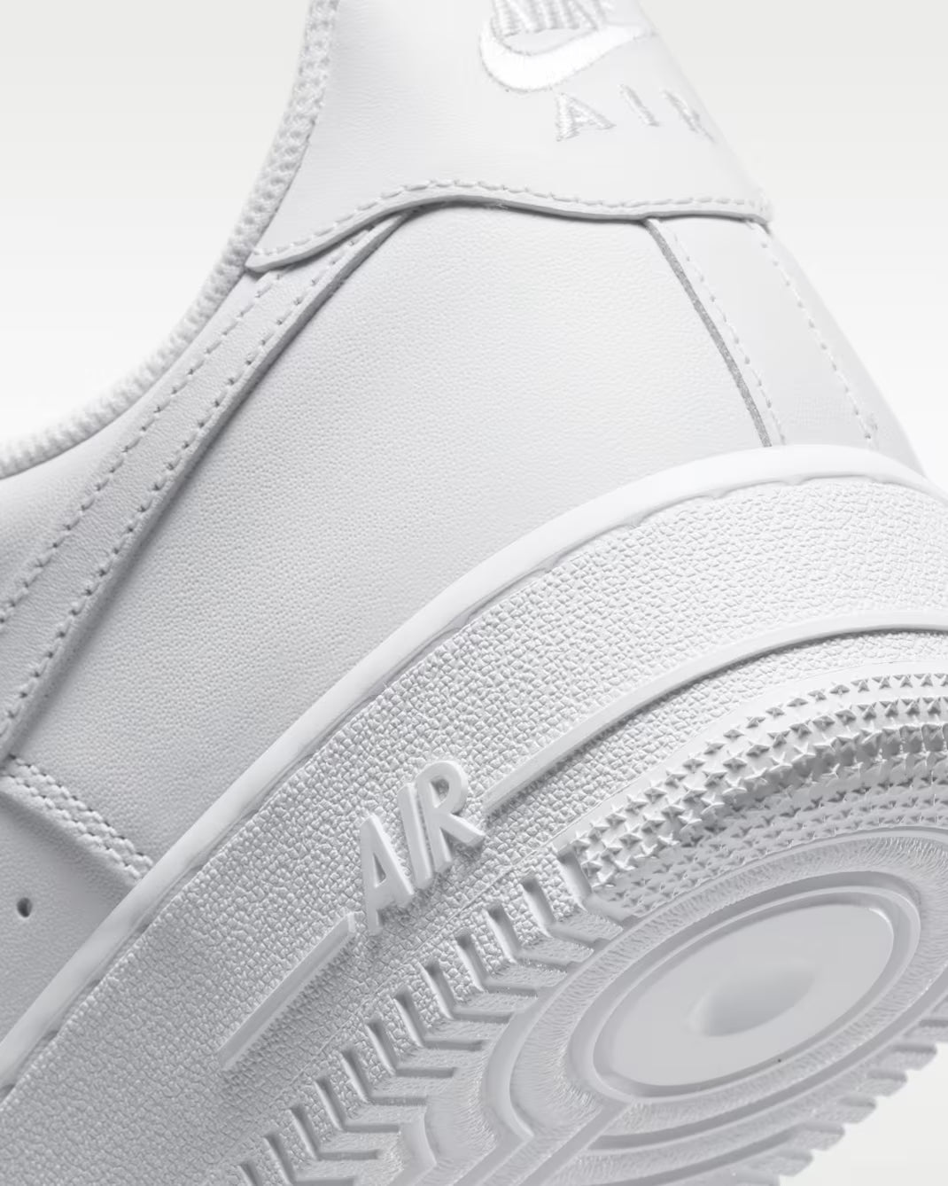 Nike air force one '07 triple white - Lab10streetwear.nl