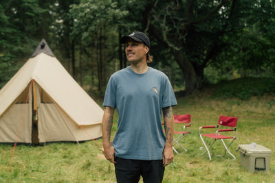 Lakor Mini Smoking Fish Hand T-Shirt - Bering Sea - Lab10streetwear.com